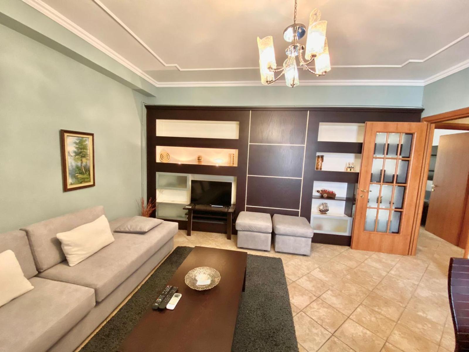 Cozy & Spacious - Centre Wilson Square * Tirana