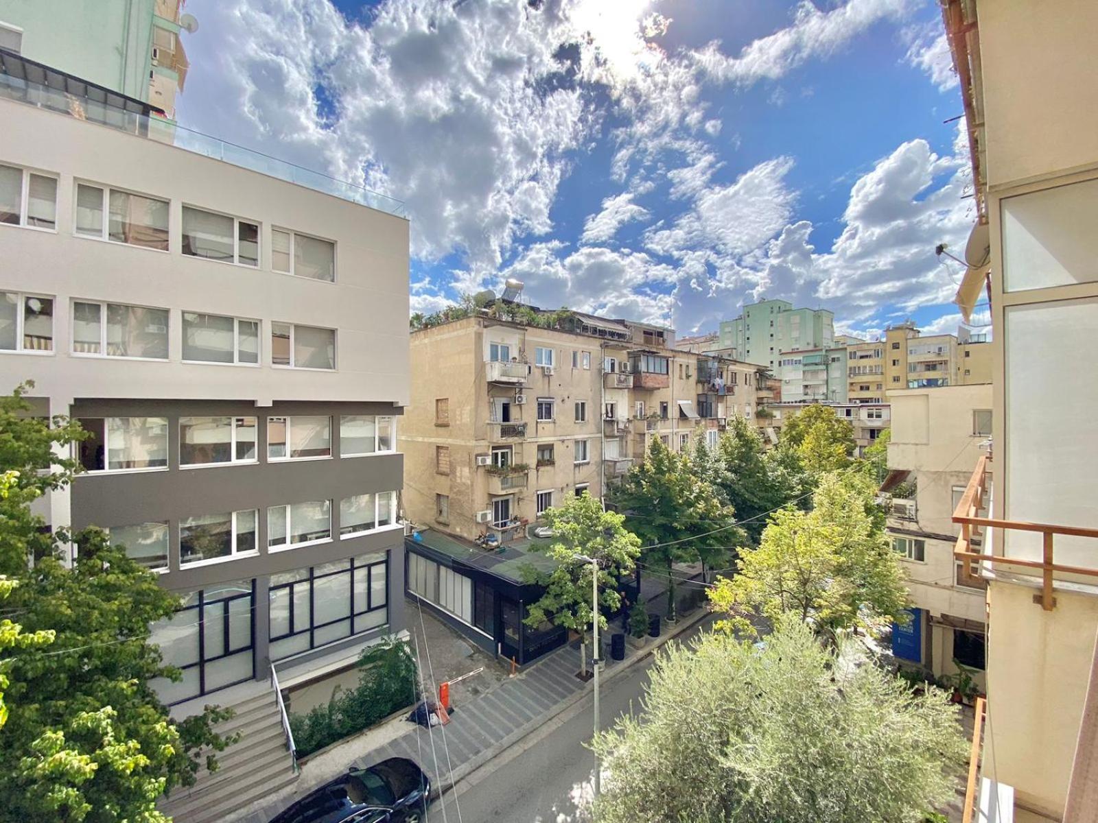 Cozy & Spacious - Centre Wilson Square Apartment